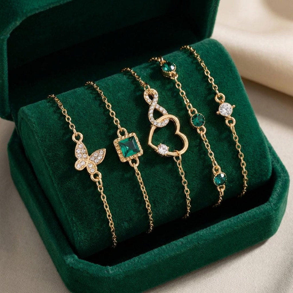 Hollow Heart Green Crystal Bracelet Set