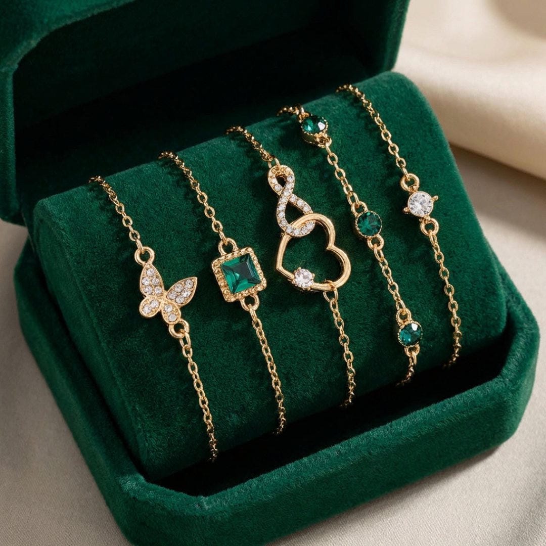 Hollow Heart Green Crystal Bracelet Set
